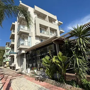 4* Hotel Royal